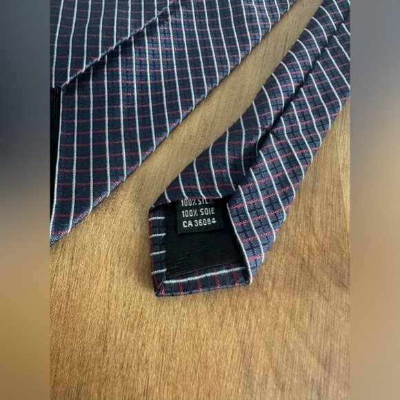 Sazzari 100% Silk Tie Mens One Size Black Red White Striped Design Excellent - Picture 5 of 5